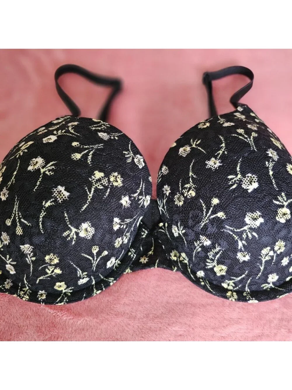 Black Floral Lace Victorias Secret Pink 34DD Push-Up Bra W/Adj Straps & Back - Picture 14 of 15